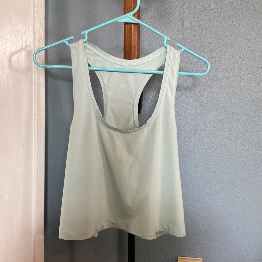 Lululemon crop baby blue tank